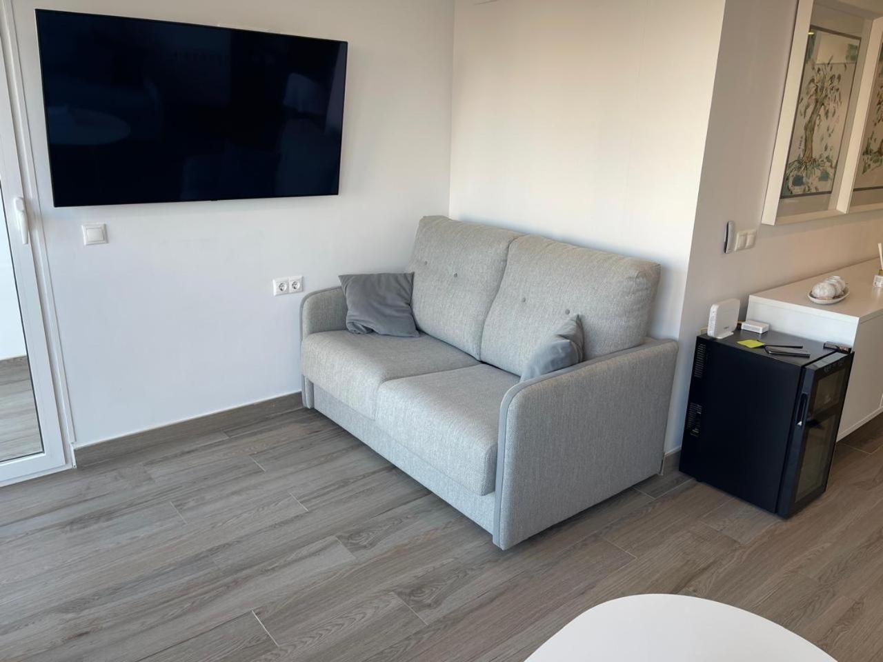 The Luxury Suite อาลิกันเต ภายนอก รูปภาพ